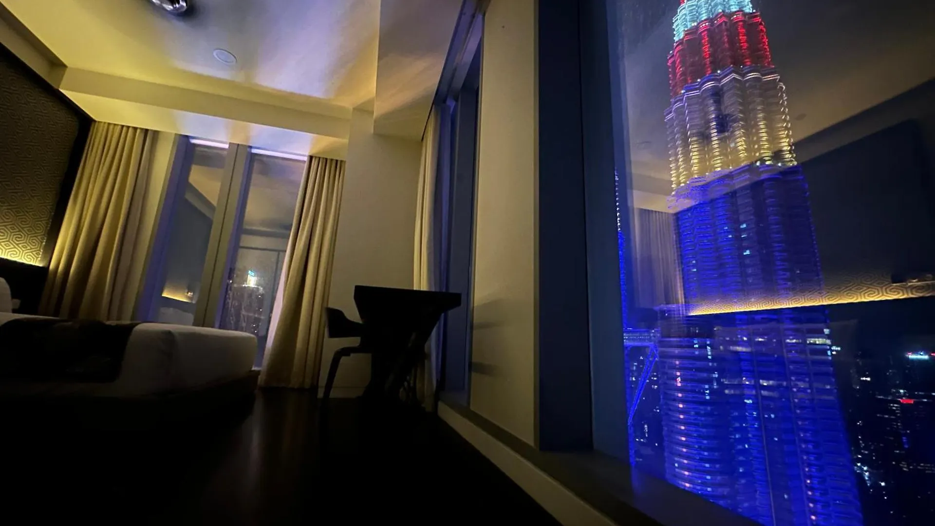 Tropicana The Residence Klcc By Sky World Kuala Lumpur Apartment
