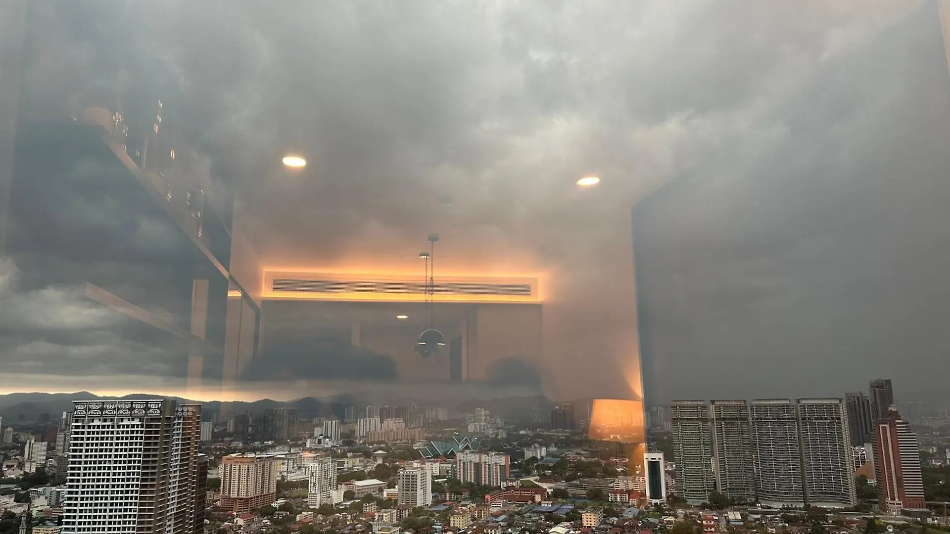 Tropicana The Residence Klcc By Sky World Kuala Lumpur Malaysia