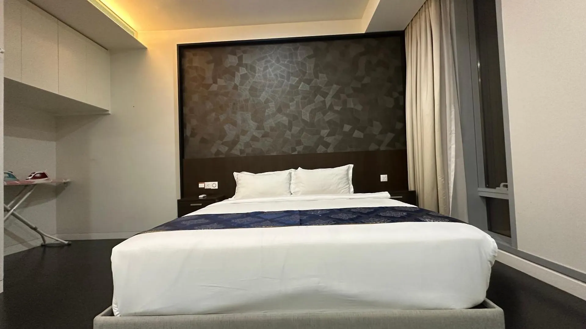 Tropicana The Residence Klcc By Sky World Kuala Lumpur Apartment