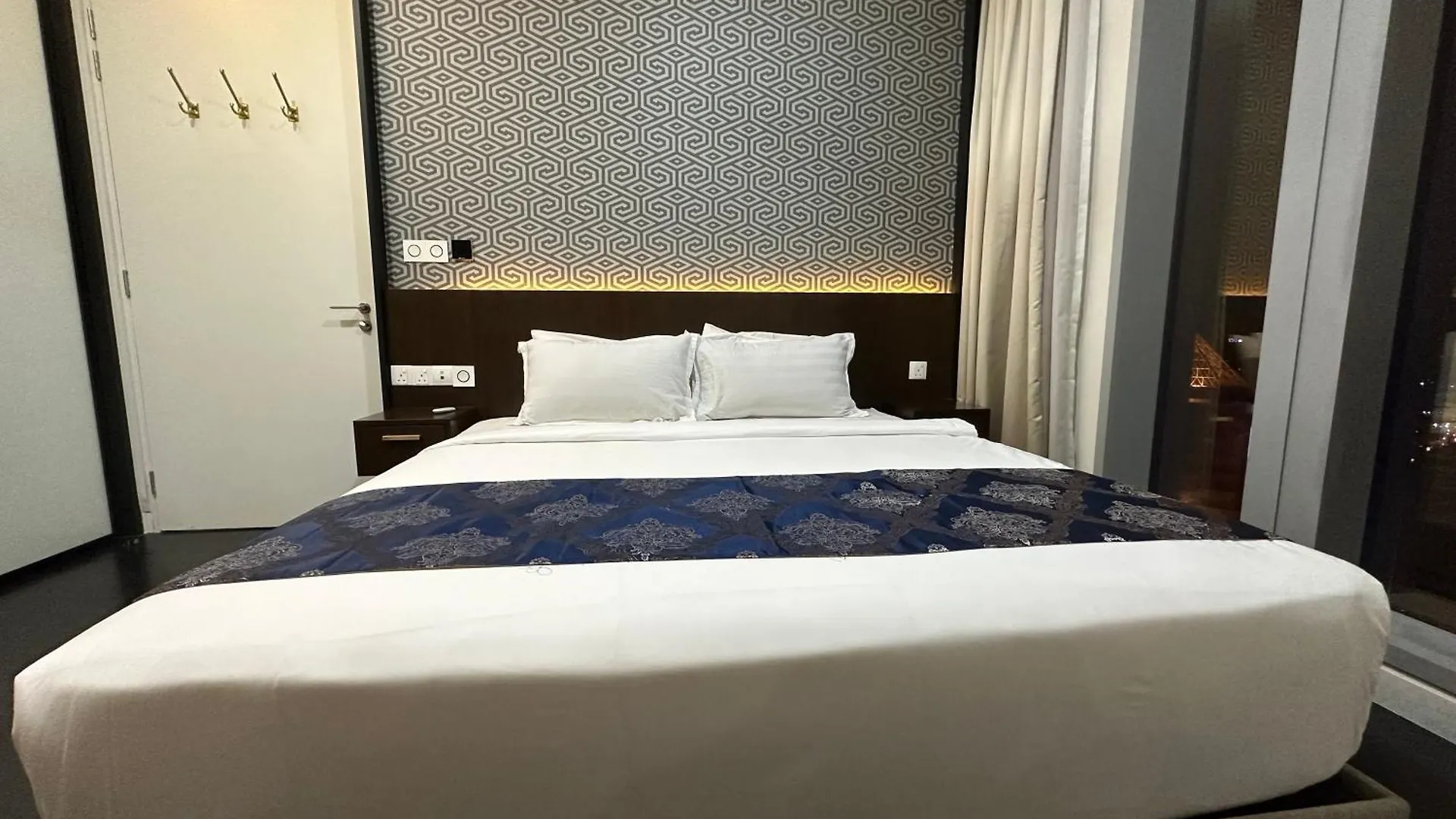 Apartment Tropicana The Residence Klcc By Sky World Kuala Lumpur