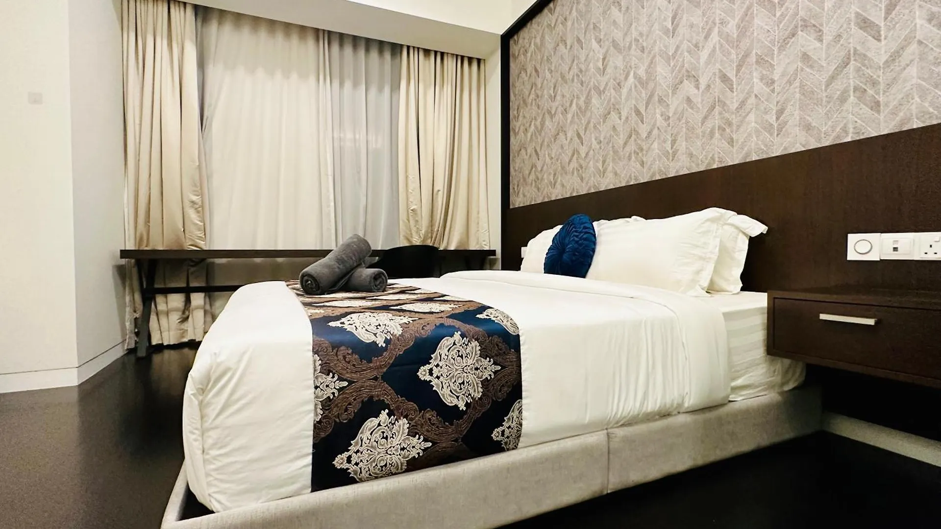 Tropicana The Residence Klcc By Sky World Kuala Lumpur